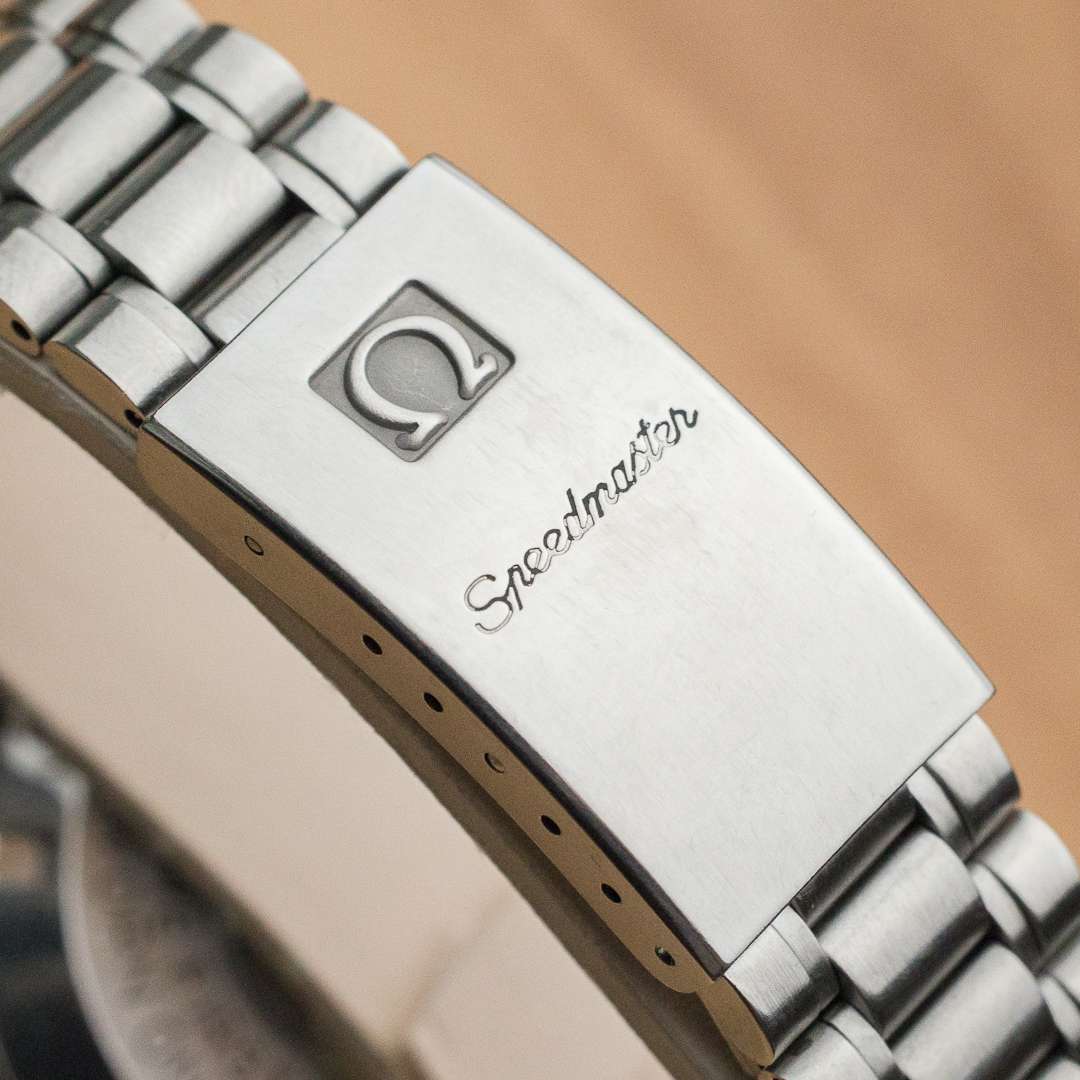 Omega Speedmaster 145022