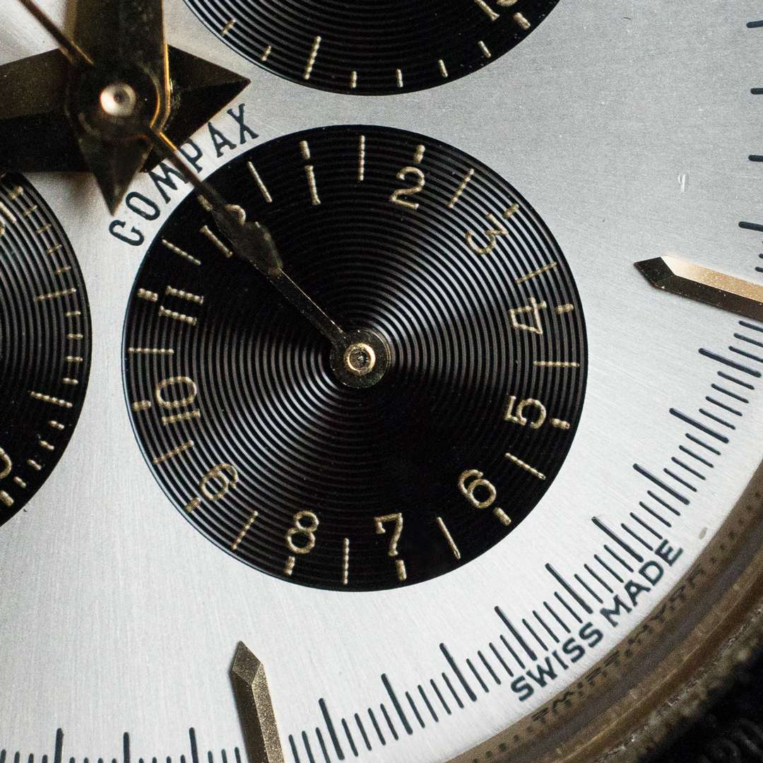 Universal Genève compax