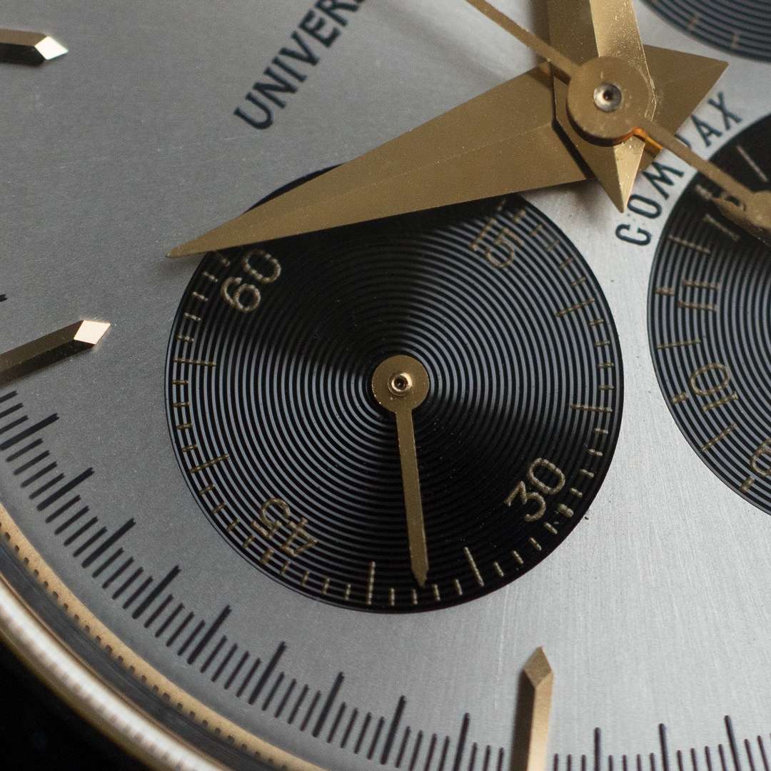 Universal Genève compax