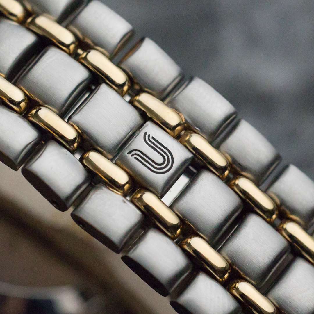 Universal Genève compax