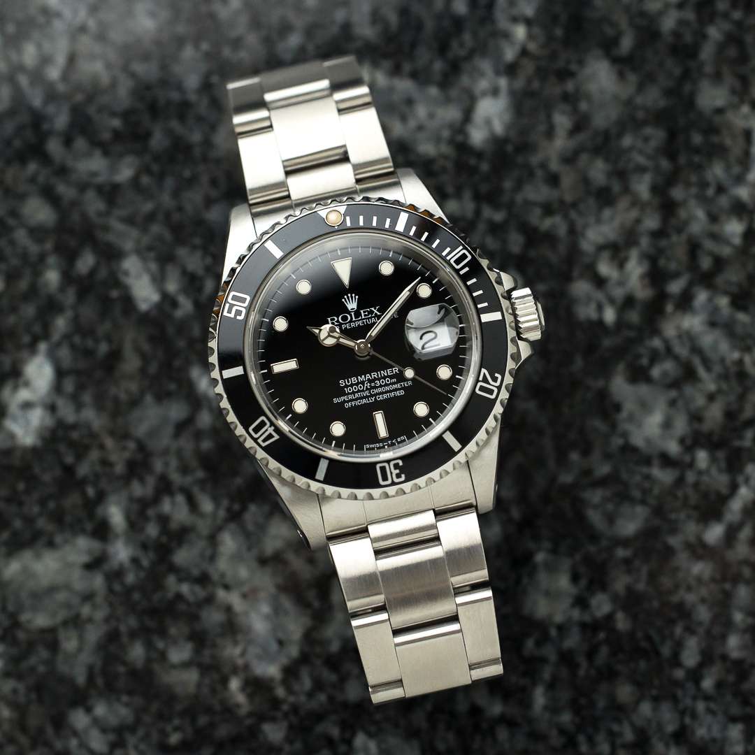 rolex-submariner-date-tritium-1993-fr-2345