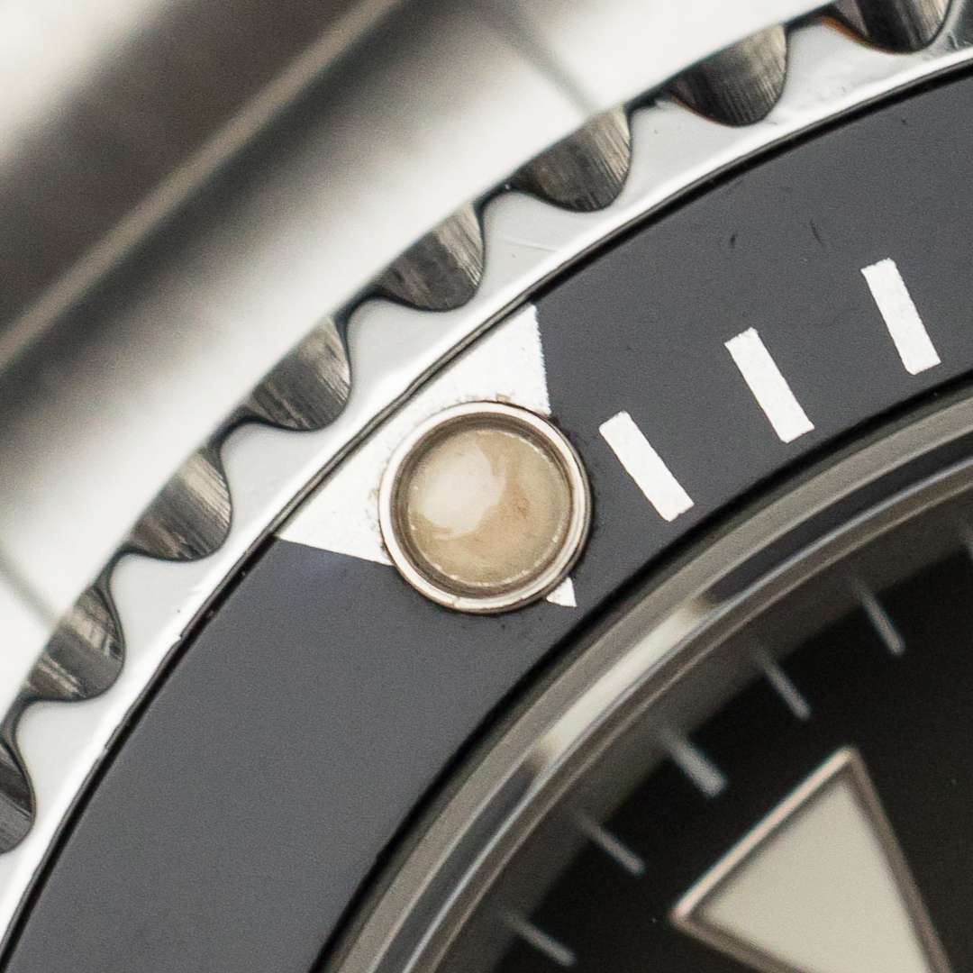 rolex-submariner-date-tritium-1993-fr-2345