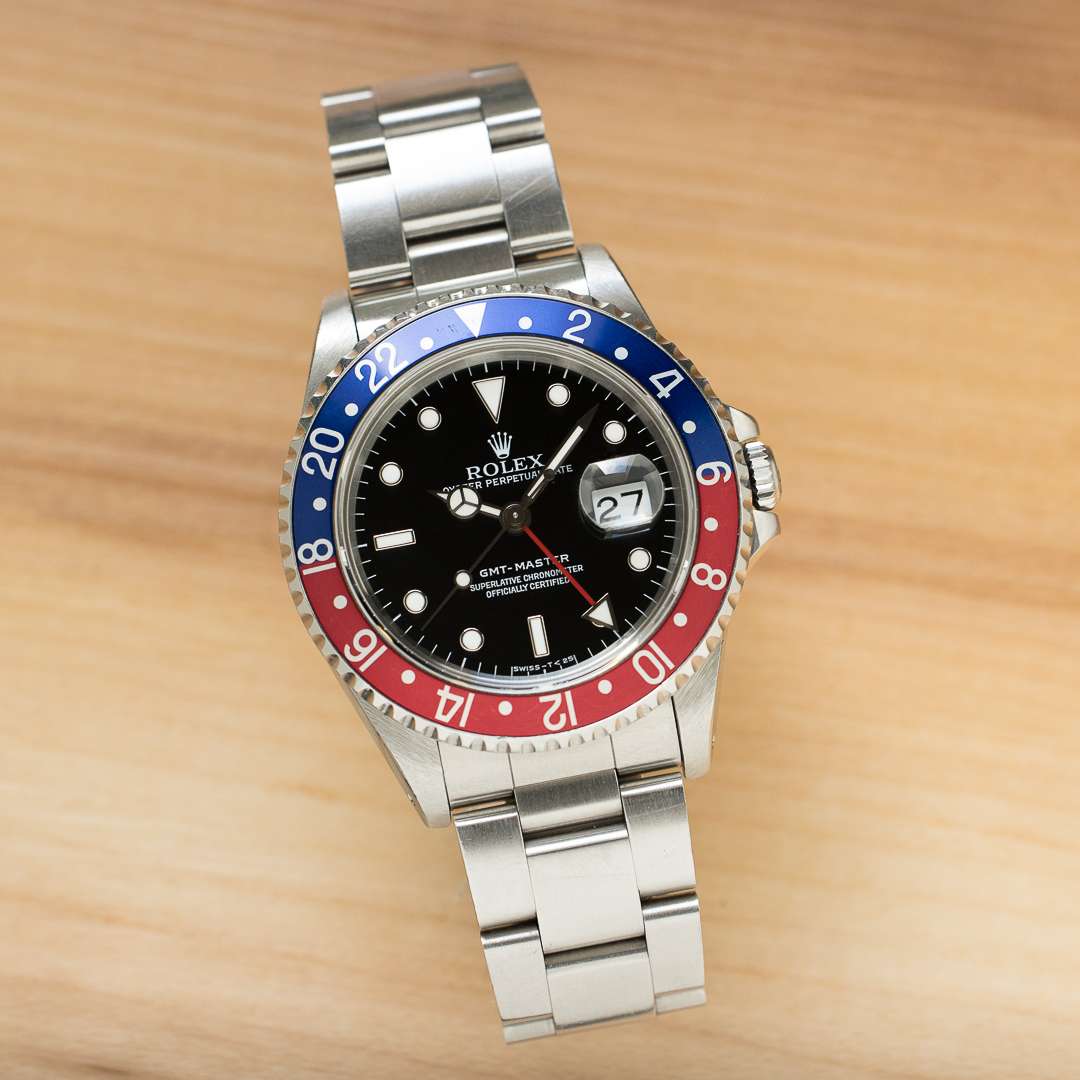 Rolex GMT-Master 16700 pepsi
