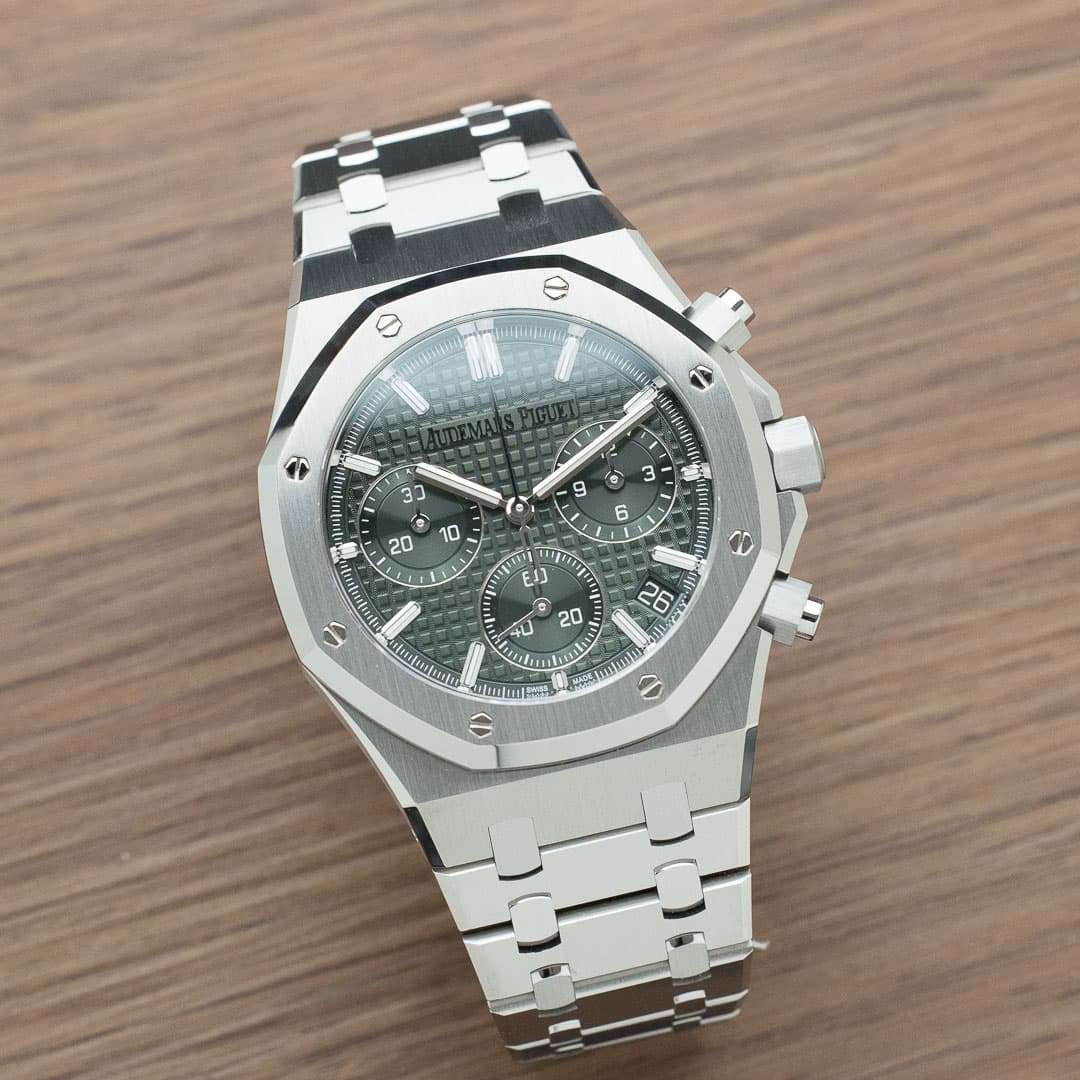 Audemars Piguet Royal Oak 26240ST green dial 50th birthday